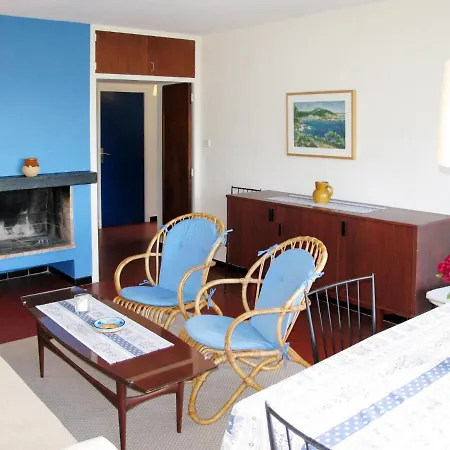 Apartment Montemare Colette By Interhome Le Lavandou